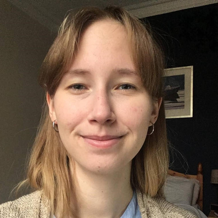 Dr Nadine Dietrich
